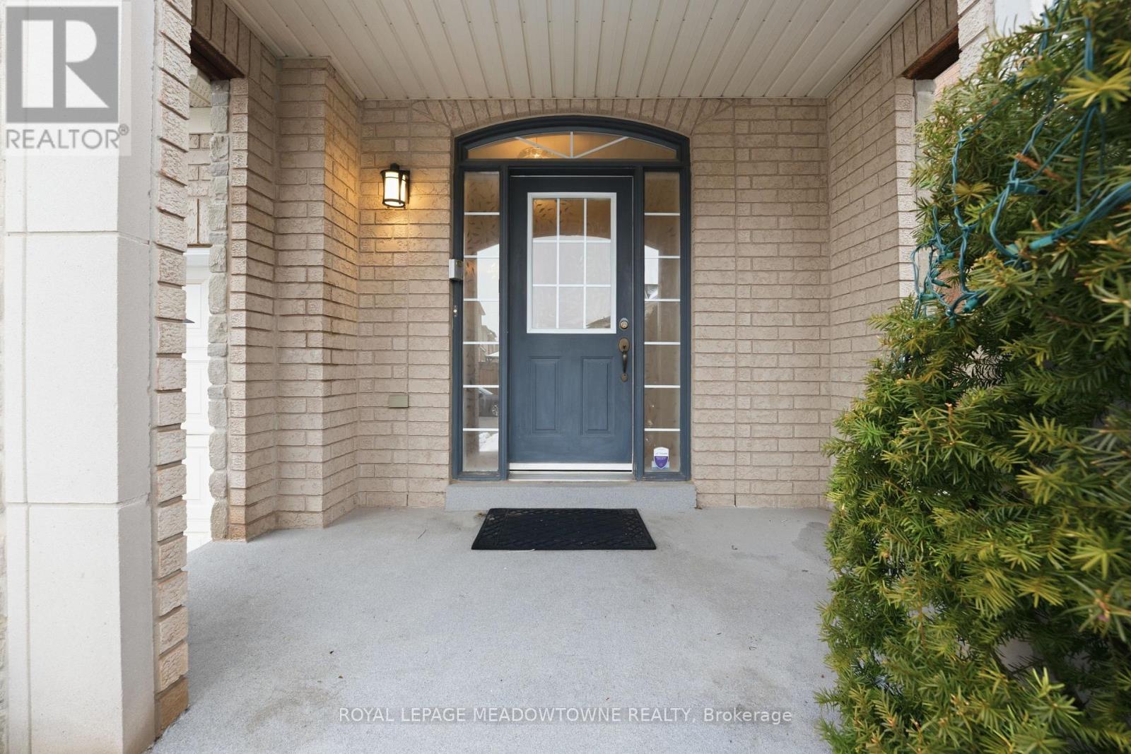 












355 GREENLEES CIRCLE

,
Milton,




Ontario
L9T0X2

