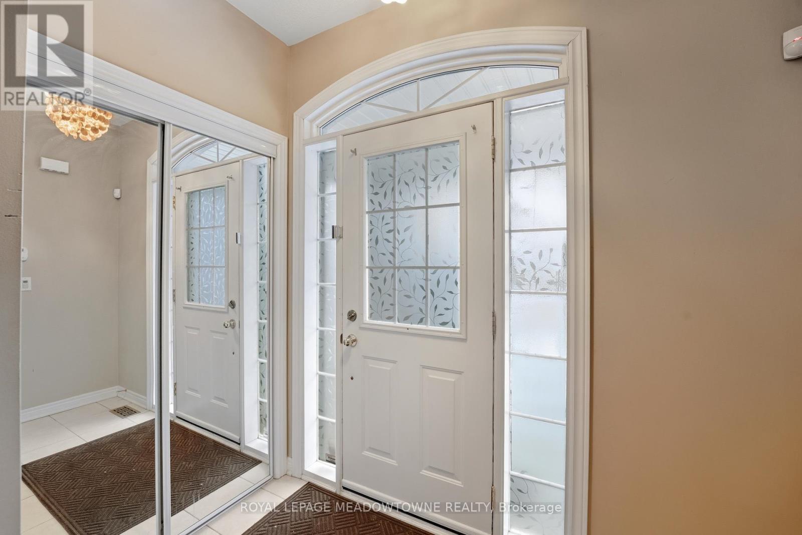 












355 GREENLEES CIRCLE

,
Milton,




Ontario
L9T0X2

