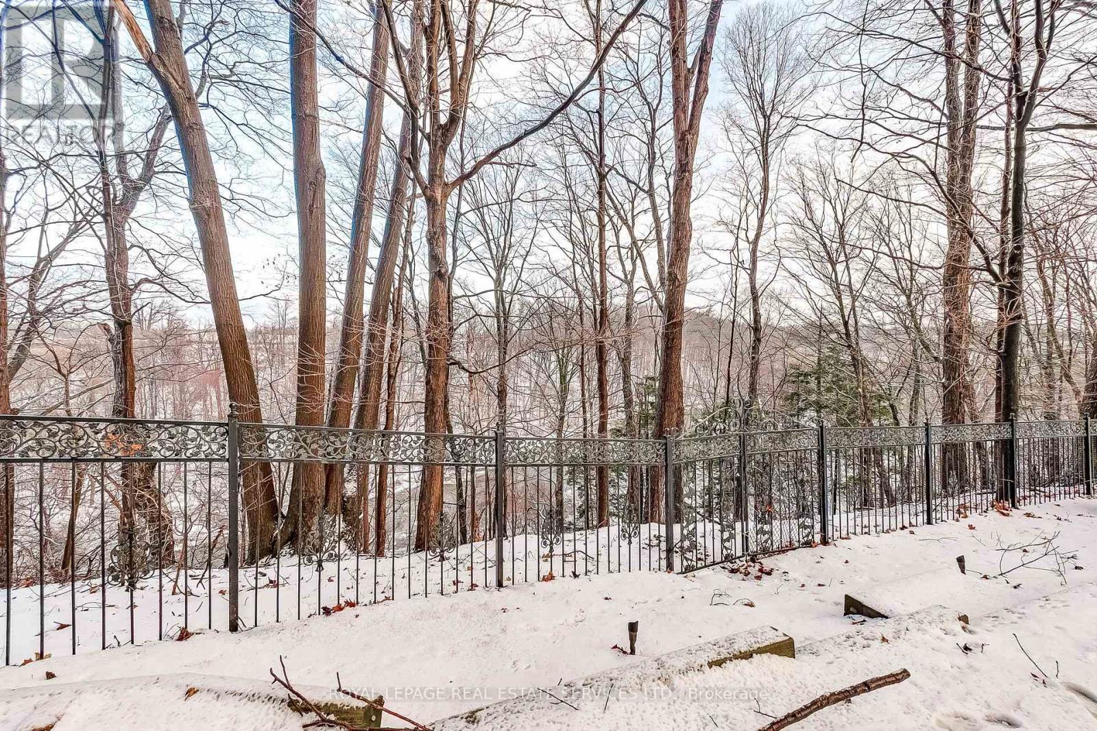 












4261 BRIDLEPATH TRAIL

,
Mississauga,




Ontario
L5L3K3

