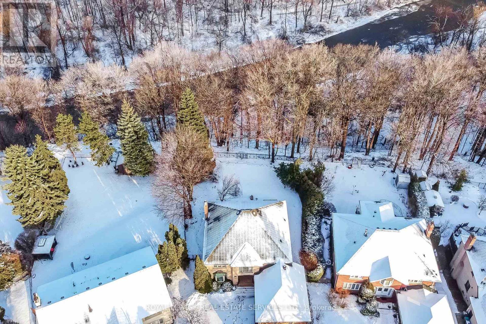 












4261 BRIDLEPATH TRAIL

,
Mississauga,




Ontario
L5L3K3

