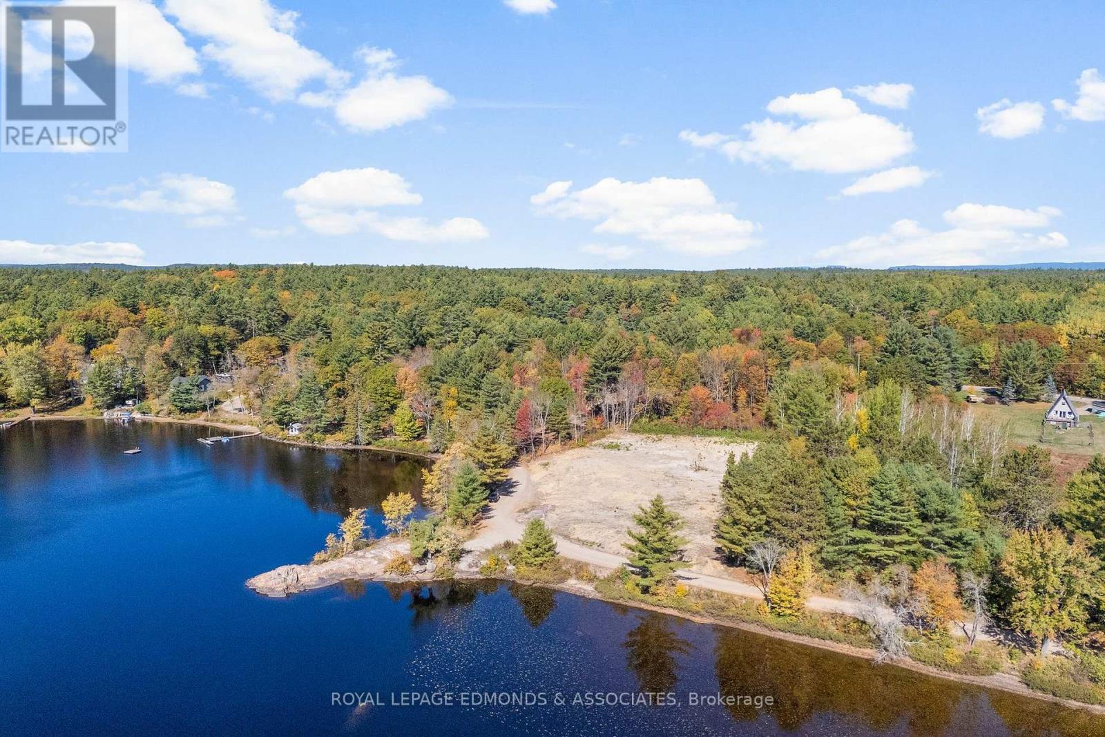 












LT 9 RANTZ ROAD

,
Petawawa,







Ontario
K8H2W8

