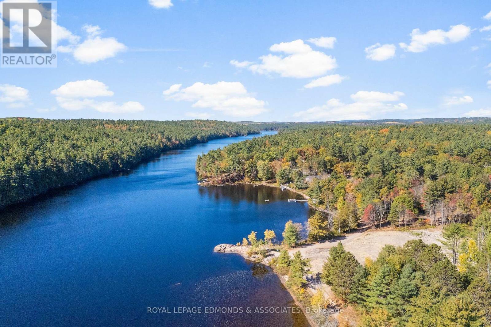 












LT 9 RANTZ ROAD

,
Petawawa,







Ontario
K8H2W8

