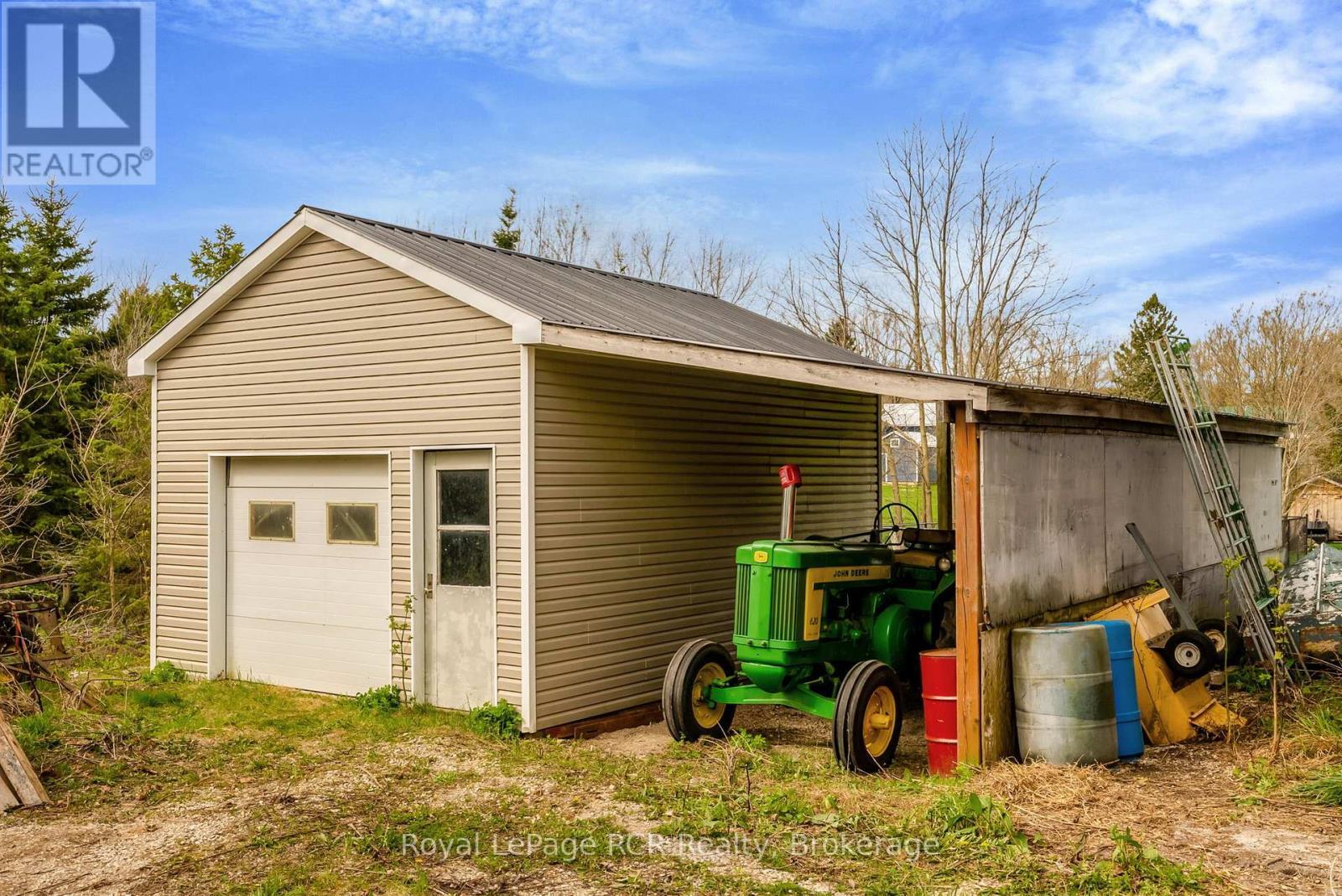 












181 COUNCIL ROAD

,
South Bruce,




Ontario
N0G1W0

