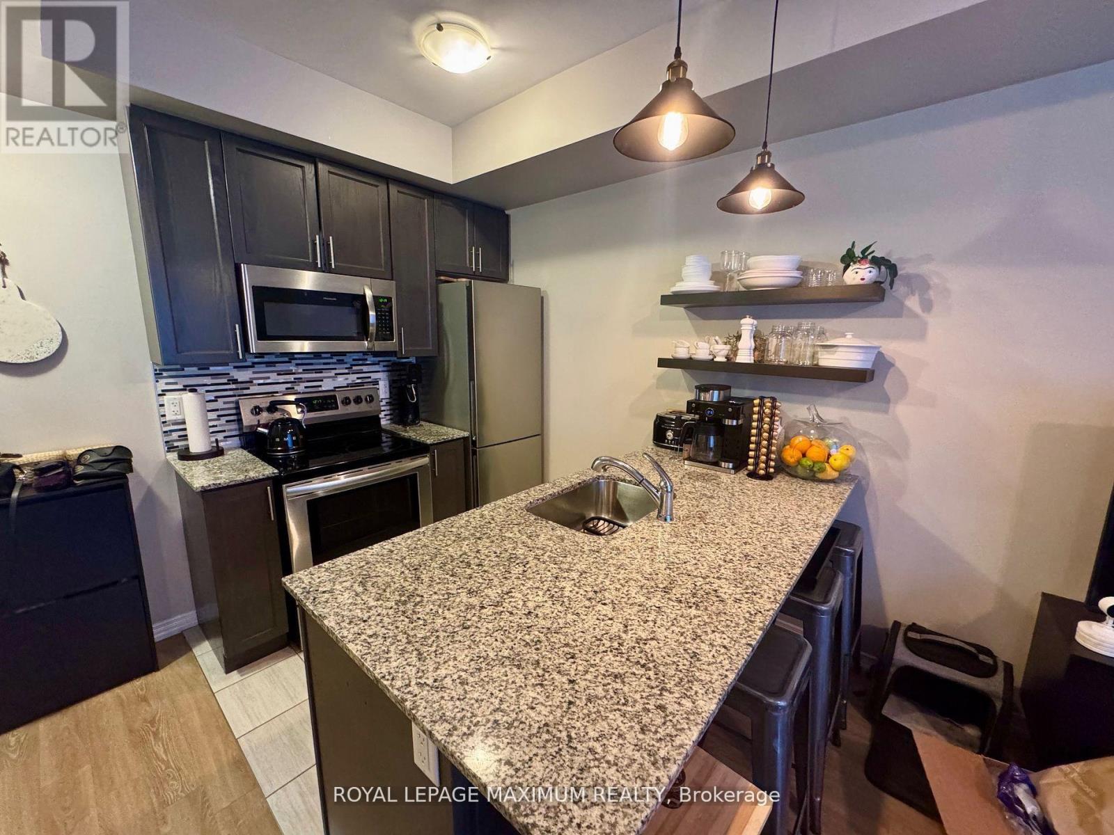 












92 - 30 FIELDWAY ROAD

,
Toronto,




Ontario
M8Z0E3

