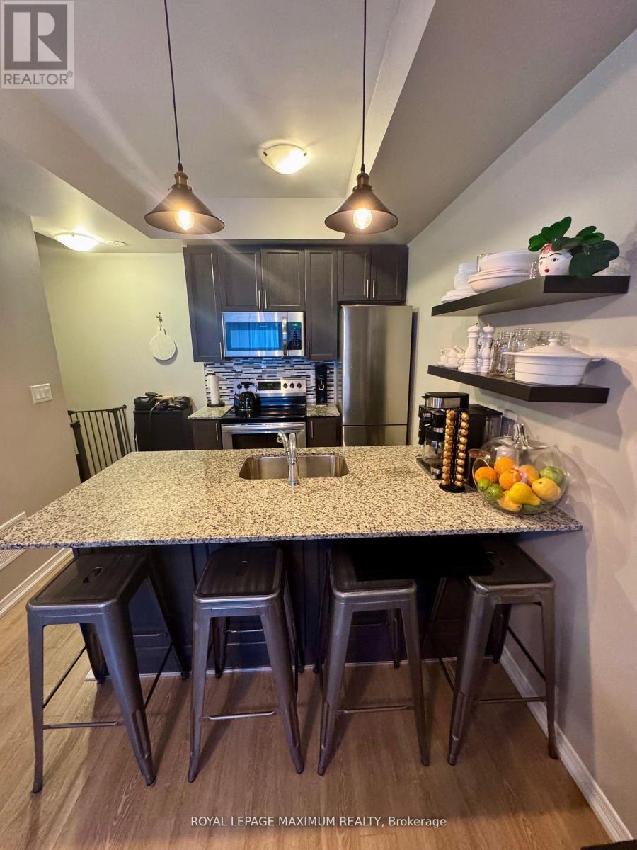 












92 - 30 FIELDWAY ROAD

,
Toronto,




Ontario
M8Z0E3

