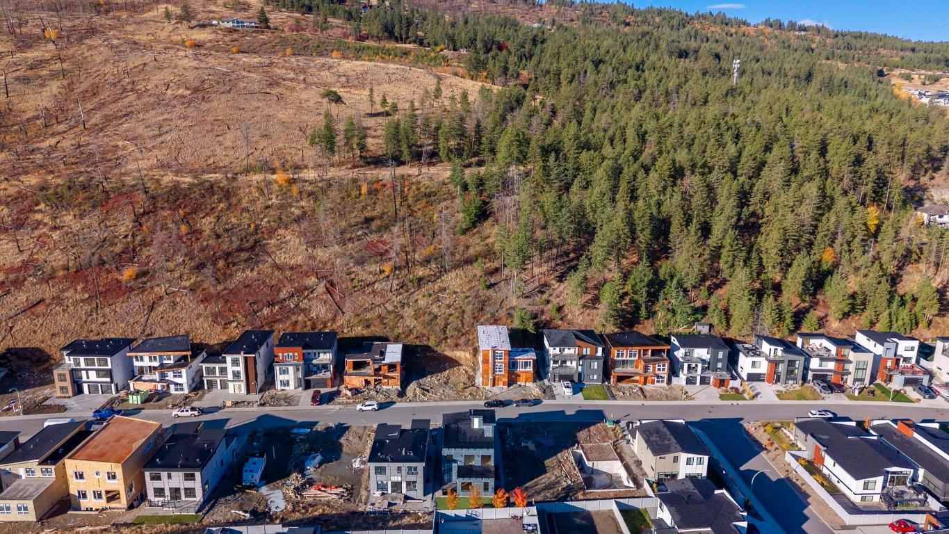 









3741


Astoria

Drive,
West Kelowna,




BC
V4T 0B1

