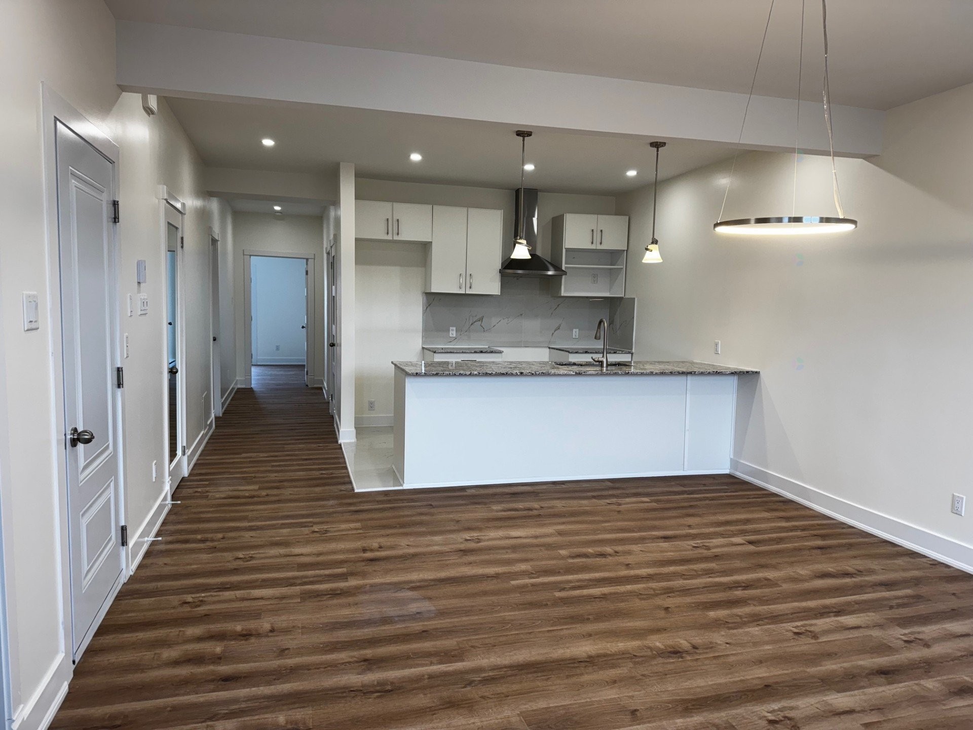 









4842


Rue Wellington

,
Montréal (Verdun/Île-des-Soeurs),




QC
H4G1X4

