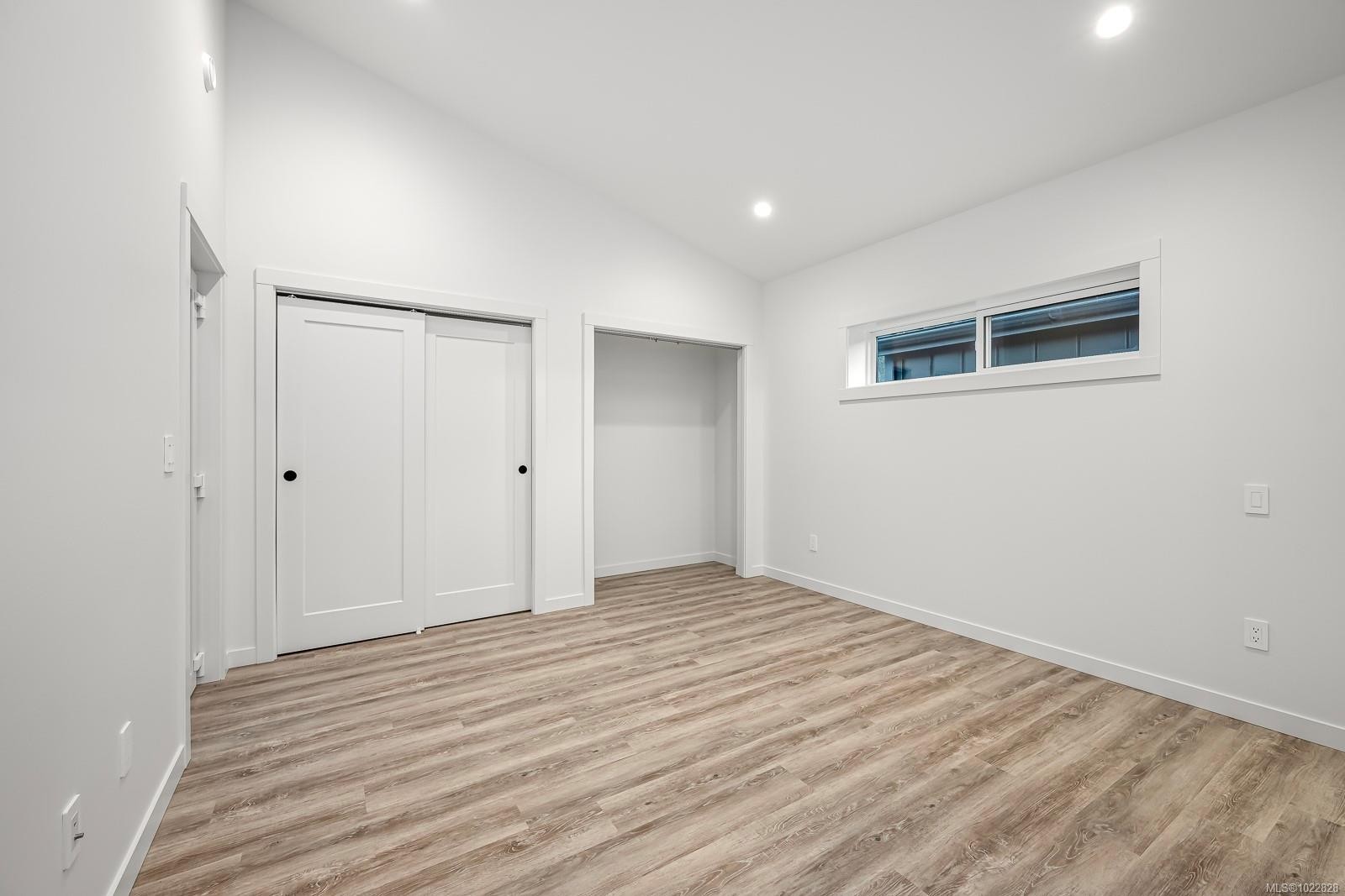 









3025


Royston

Rd, 41,
Cumberland,




BC
V0R 1S0

