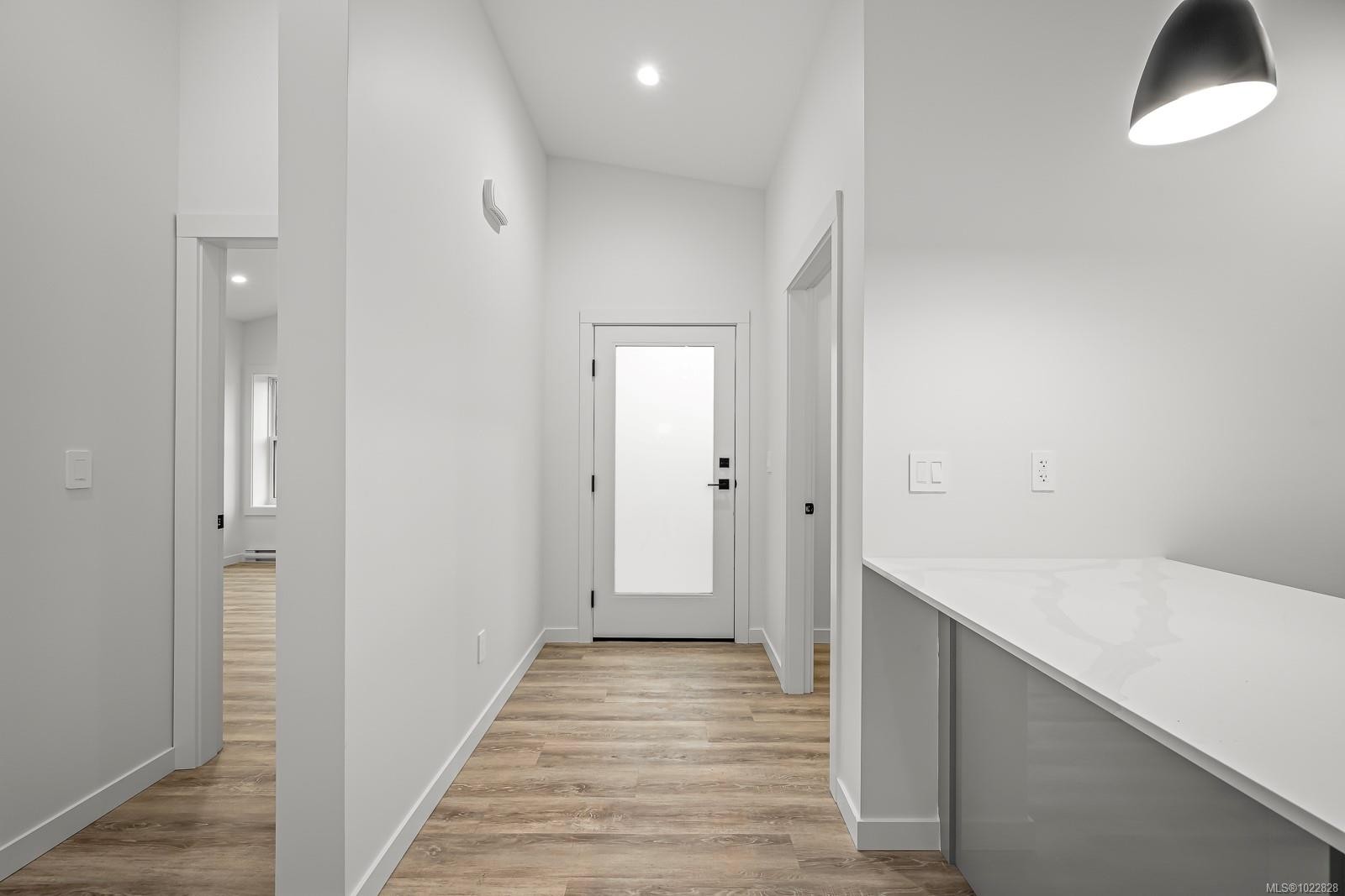 









3025


Royston

Rd, 41,
Cumberland,




BC
V0R 1S0

