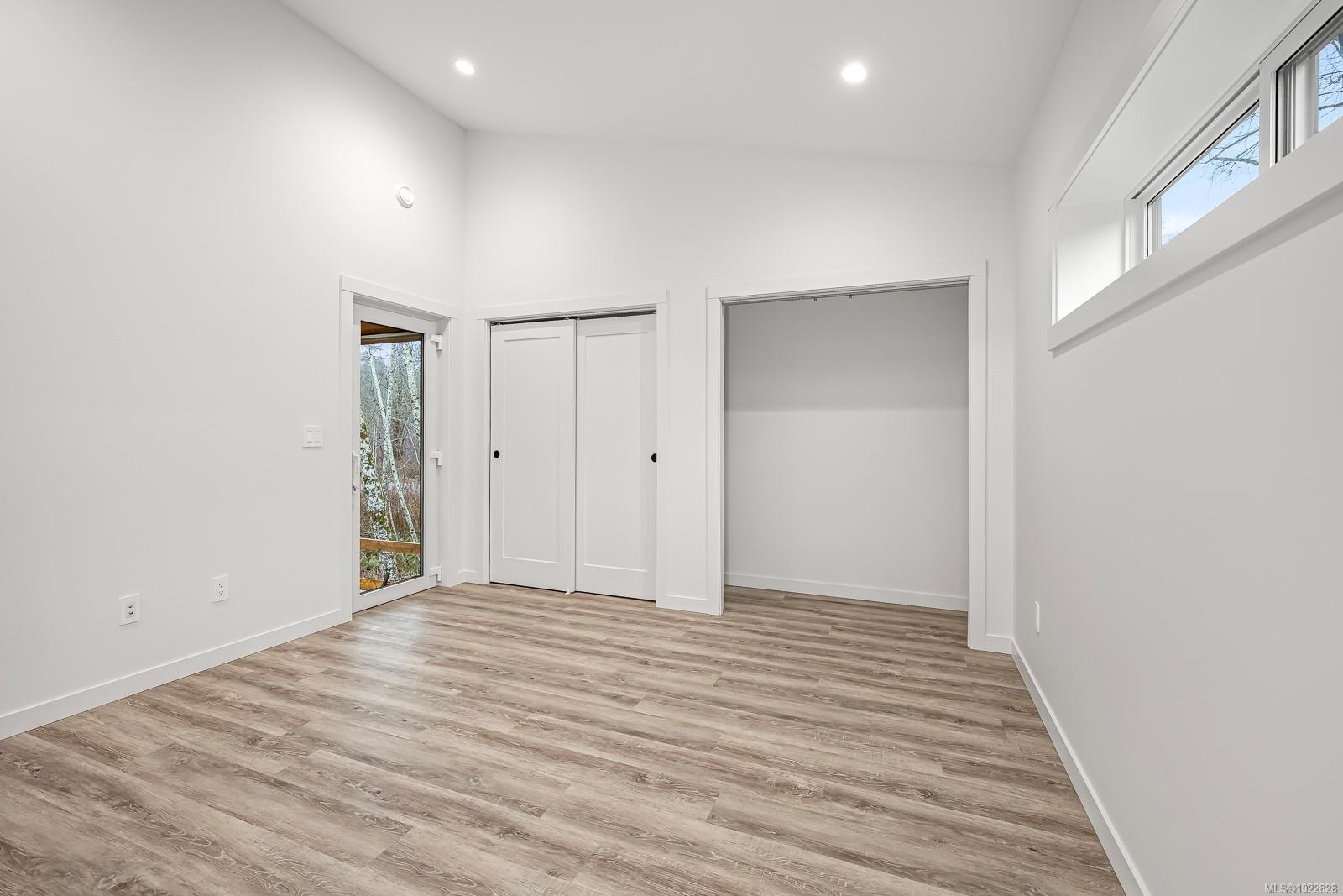 









3025


Royston

Rd, 41,
Cumberland,




BC
V0R 1S0

