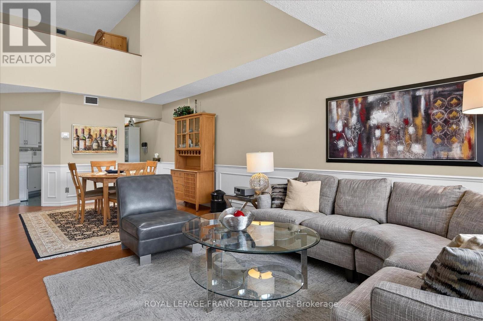 












502 - 1818 CHERRYHILL ROAD

,
Peterborough (Monaghan Ward 2),




Ontario
K9K1S6

