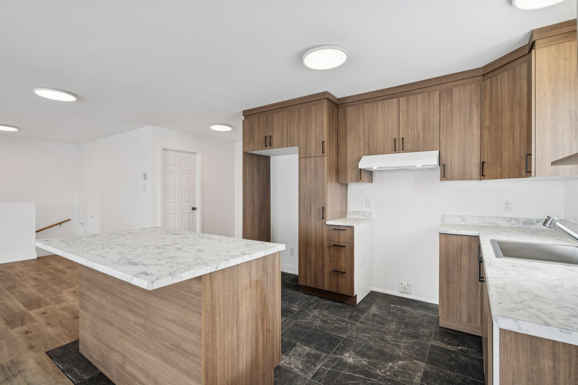 









91


Rue du Ruisseau

, 8,
Salaberry-de-Valleyfield,




QC
J6S0G8

