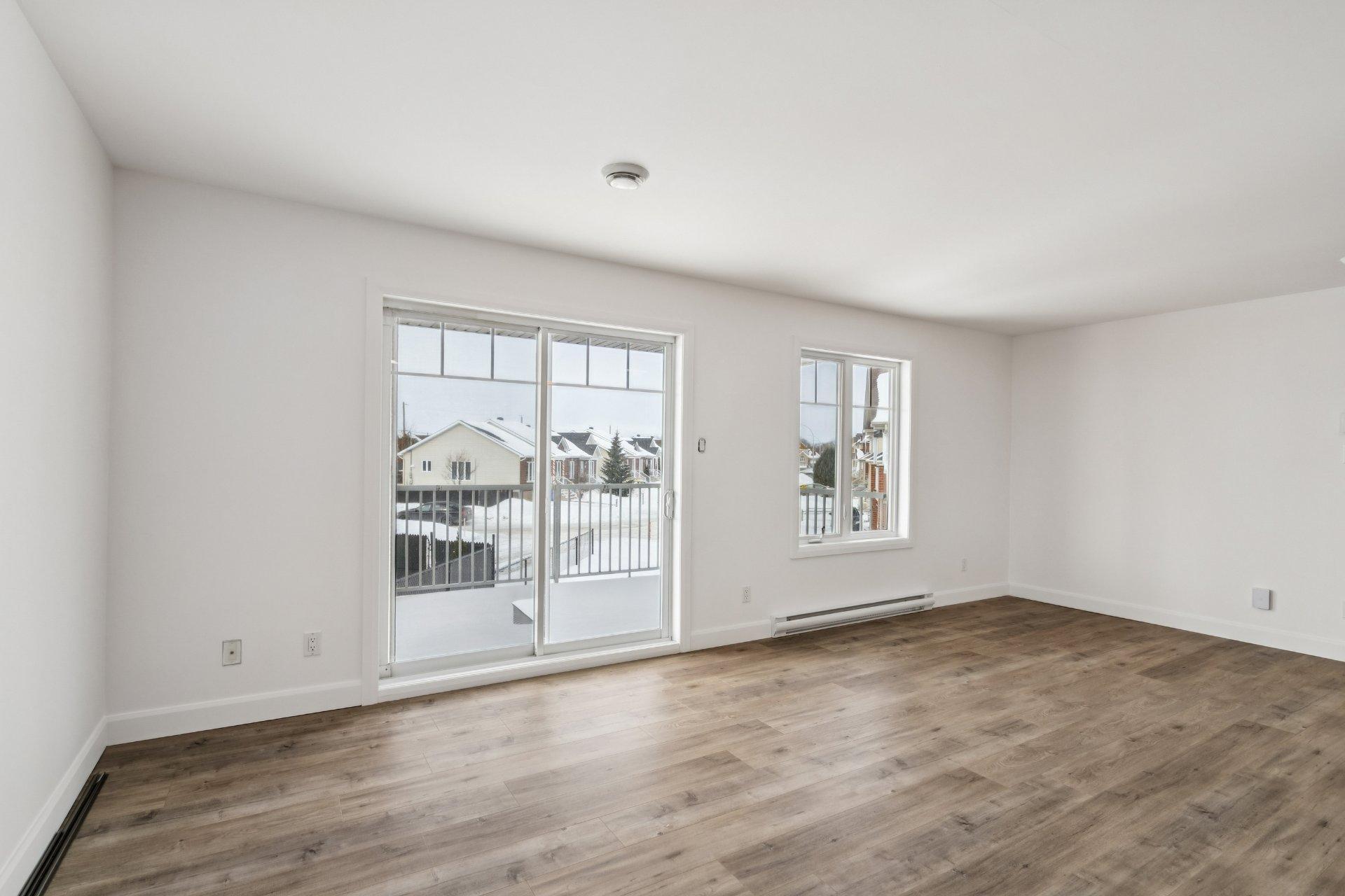 









91


Rue du Ruisseau

, 8,
Salaberry-de-Valleyfield,




QC
J6S0G8

