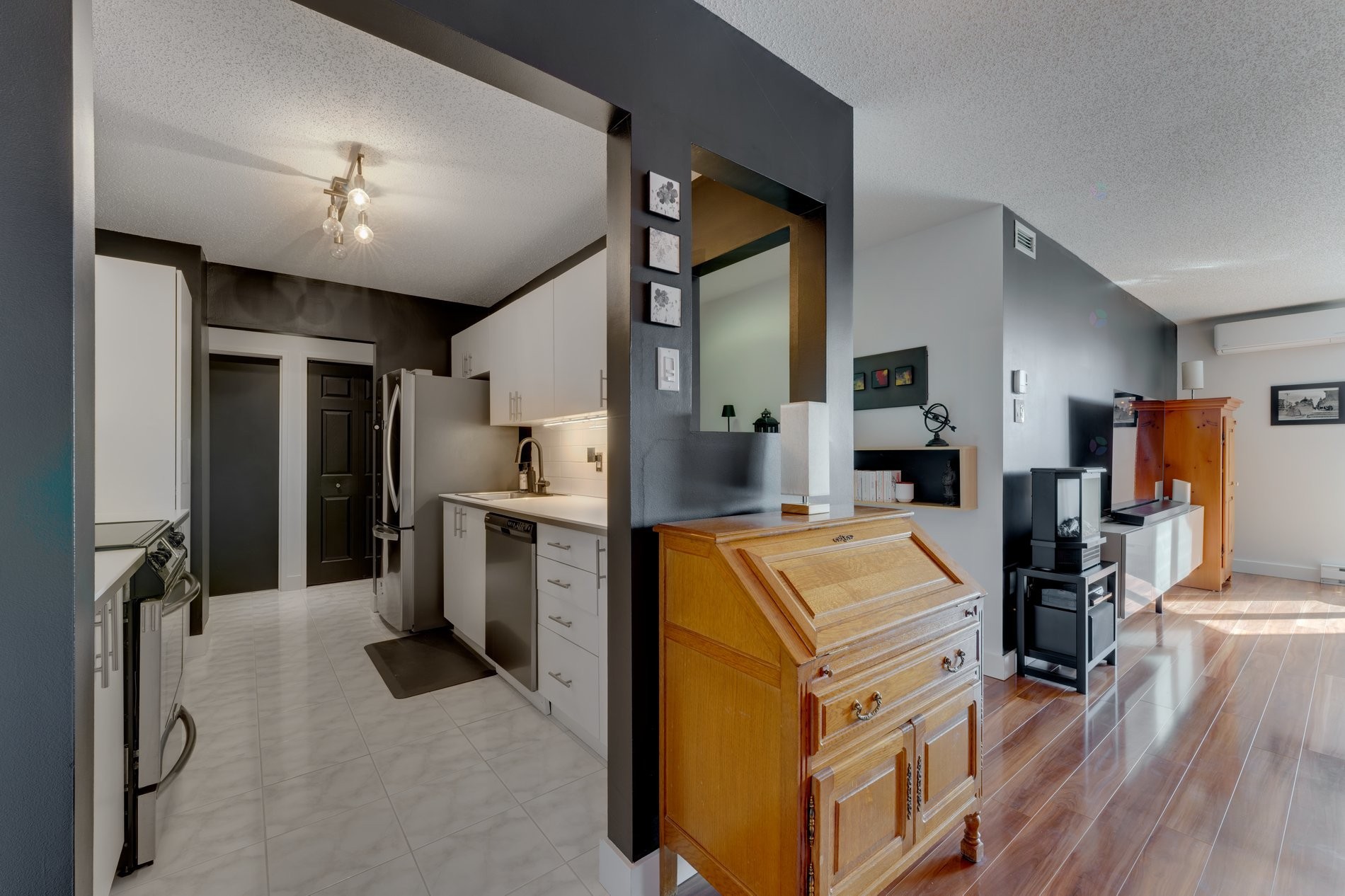 









320


Rue du Bord-de-l'Eau O.

, 304,
Longueuil (Le Vieux-Longueuil),




QC
J4H4B2

