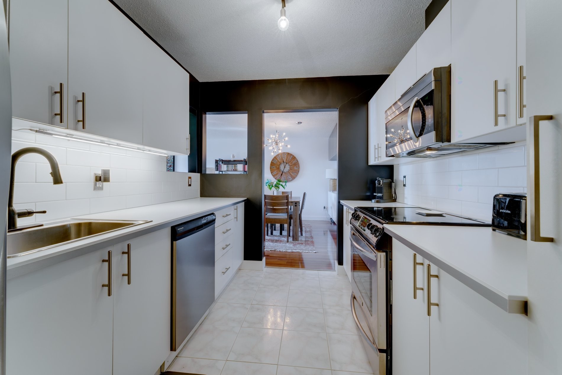 









320


Rue du Bord-de-l'Eau O.

, 304,
Longueuil (Le Vieux-Longueuil),




QC
J4H4B2

