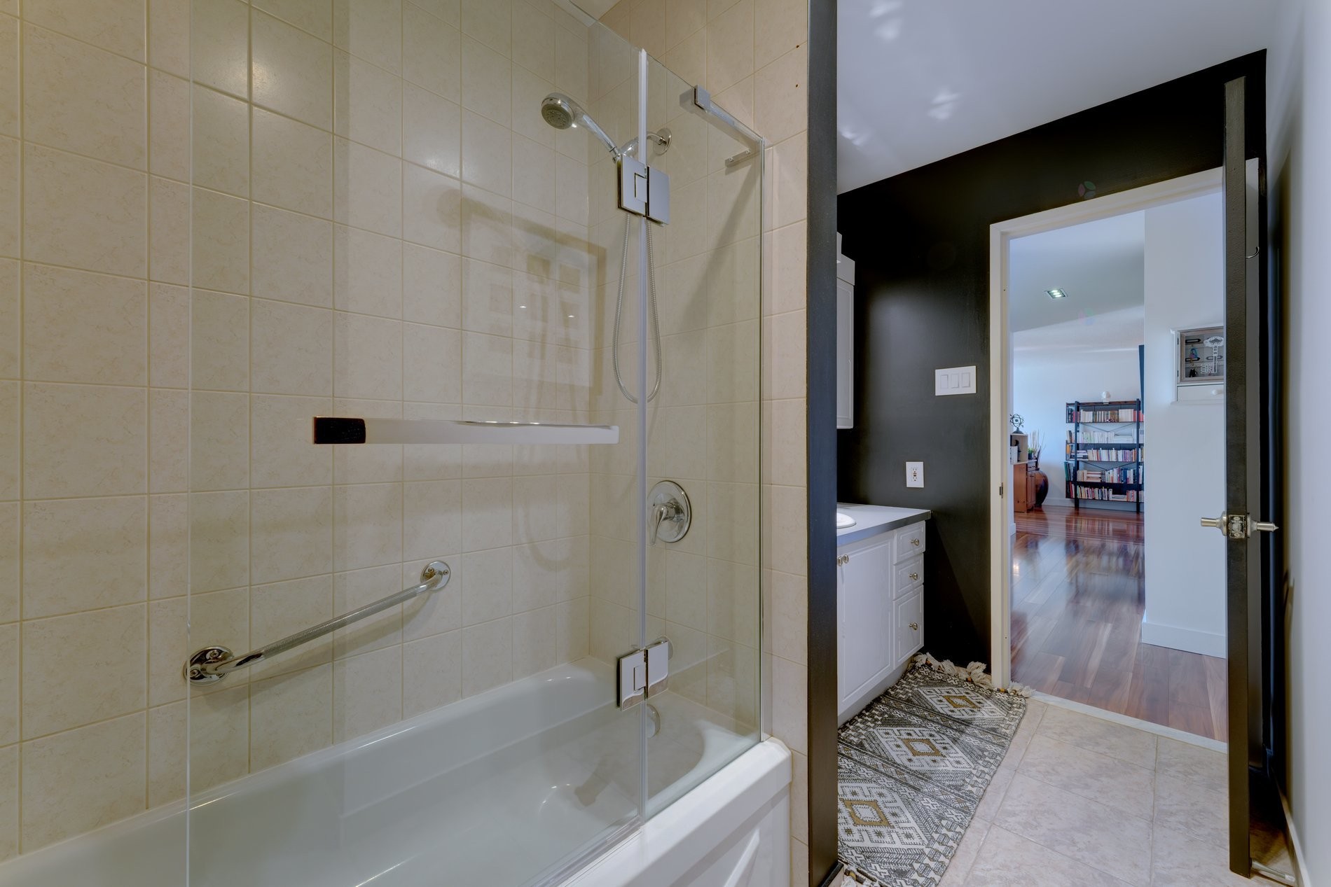 









320


Rue du Bord-de-l'Eau O.

, 304,
Longueuil (Le Vieux-Longueuil),




QC
J4H4B2

