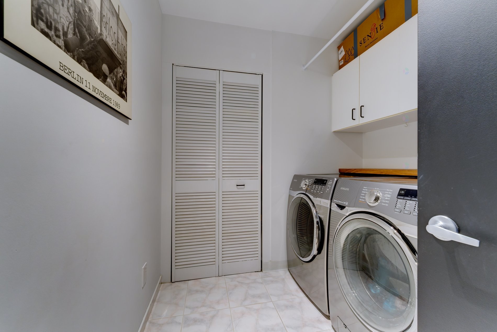 









320


Rue du Bord-de-l'Eau O.

, 304,
Longueuil (Le Vieux-Longueuil),




QC
J4H4B2

