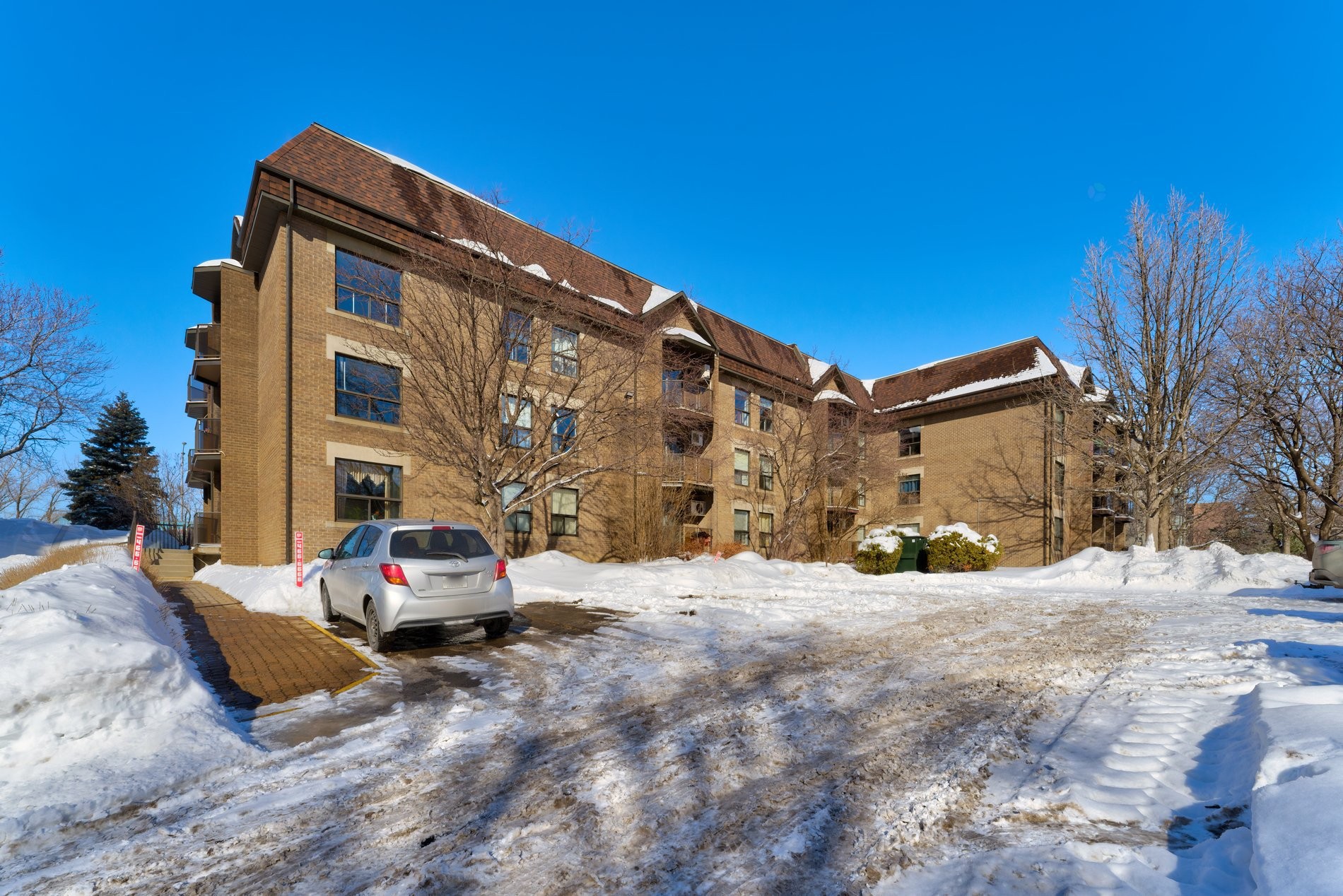 









320


Rue du Bord-de-l'Eau O.

, 304,
Longueuil (Le Vieux-Longueuil),




QC
J4H4B2

