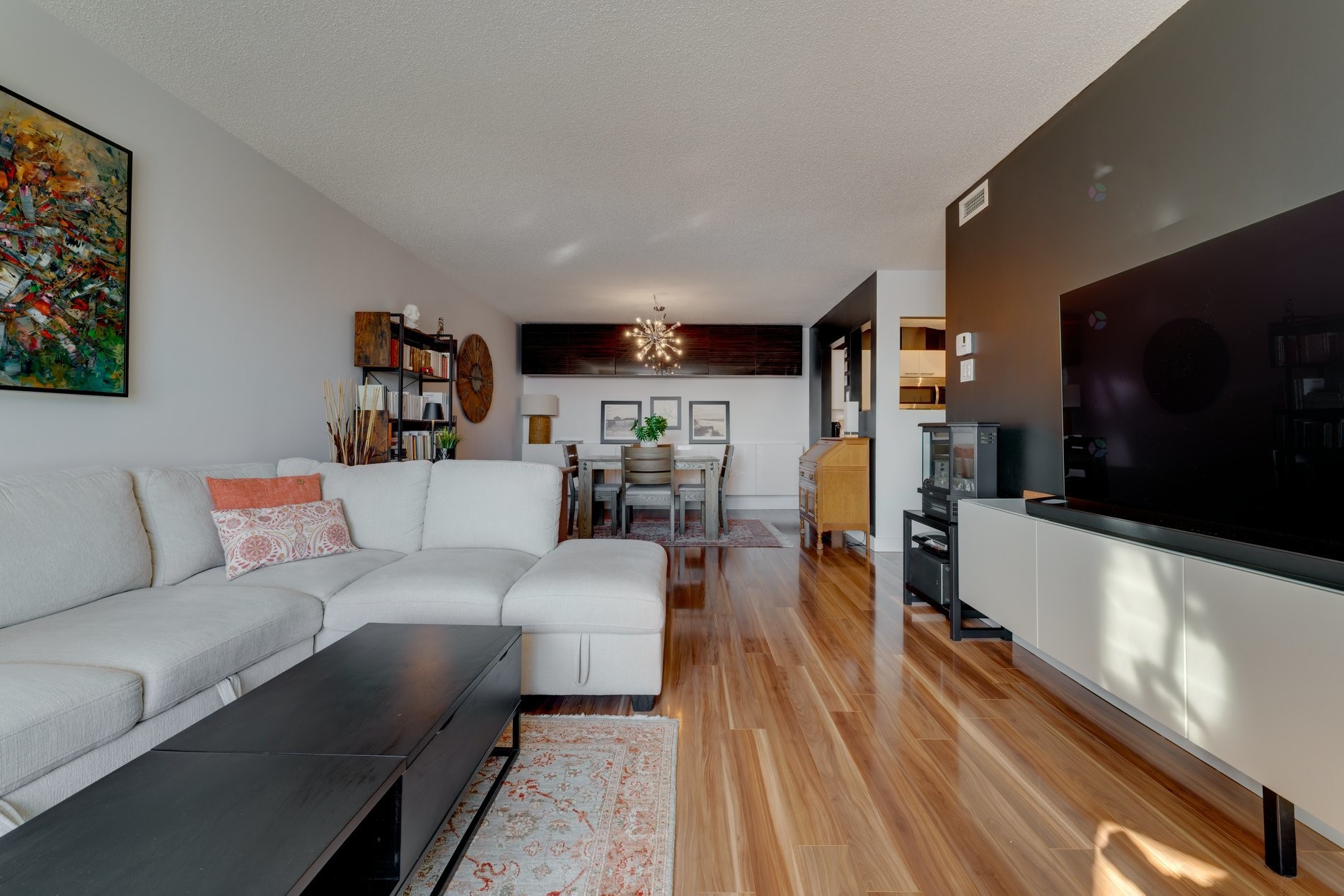 









320


Rue du Bord-de-l'Eau O.

, 304,
Longueuil (Le Vieux-Longueuil),




QC
J4H4B2

