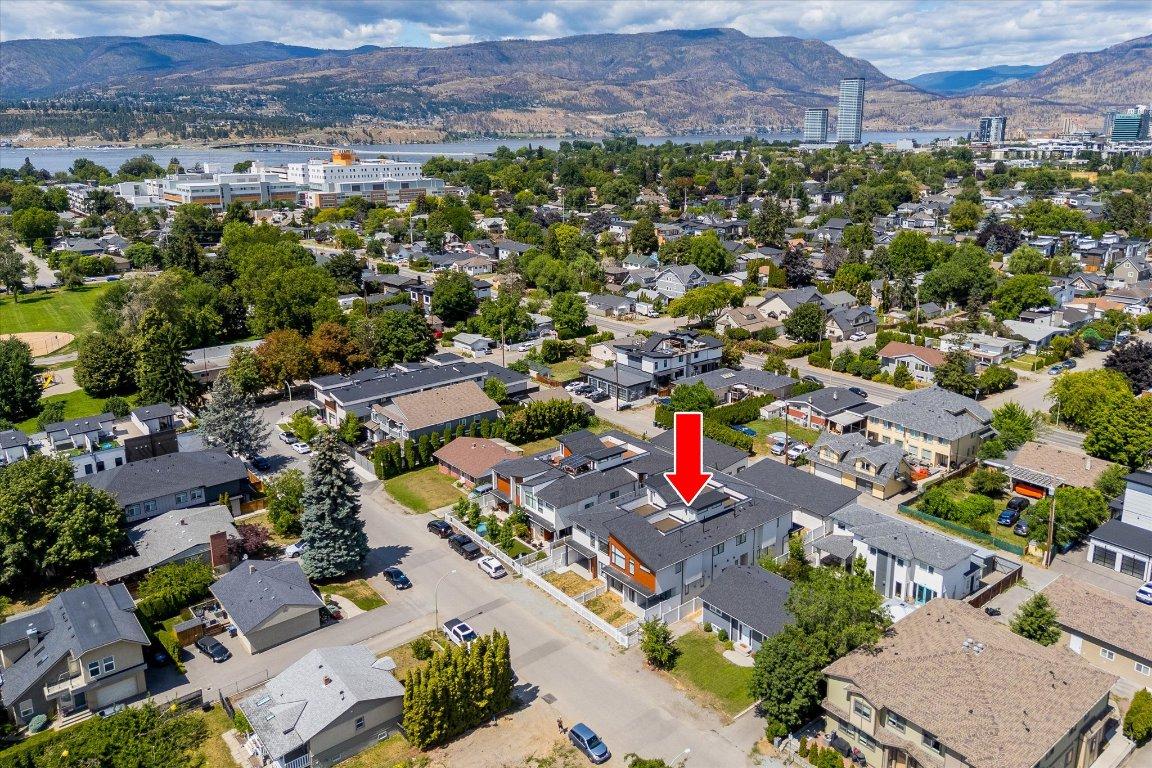 









840


Grenfell

Avenue, 3,
Kelowna,




BC
V1Y 5J4

