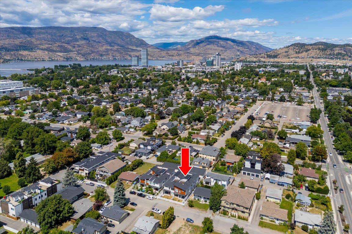 









840


Grenfell

Avenue, 3,
Kelowna,




BC
V1Y 5J4

