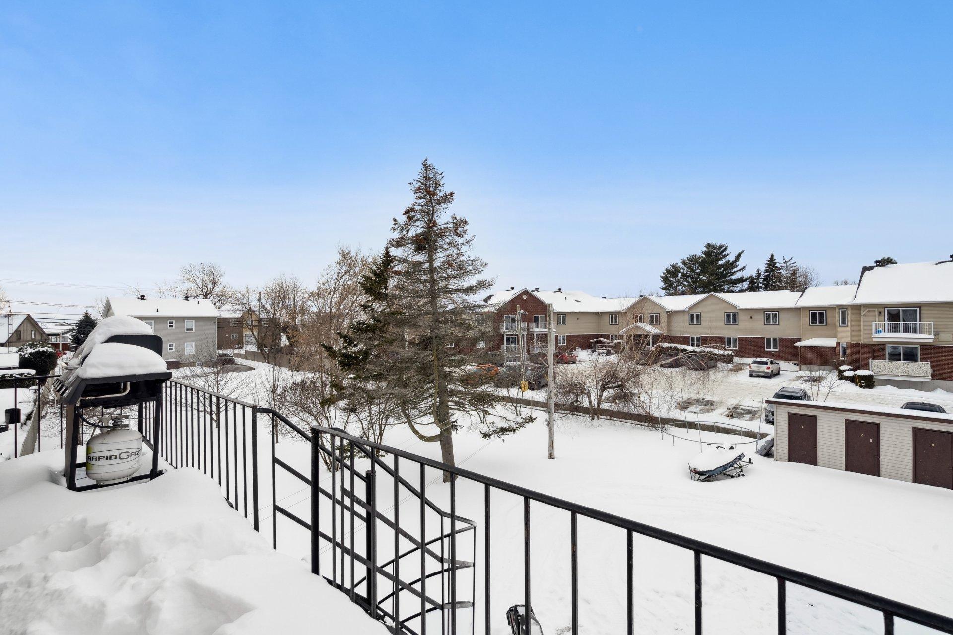 









126


Rue de l'École

, 6,
Les Coteaux,




QC
J7X1E6

