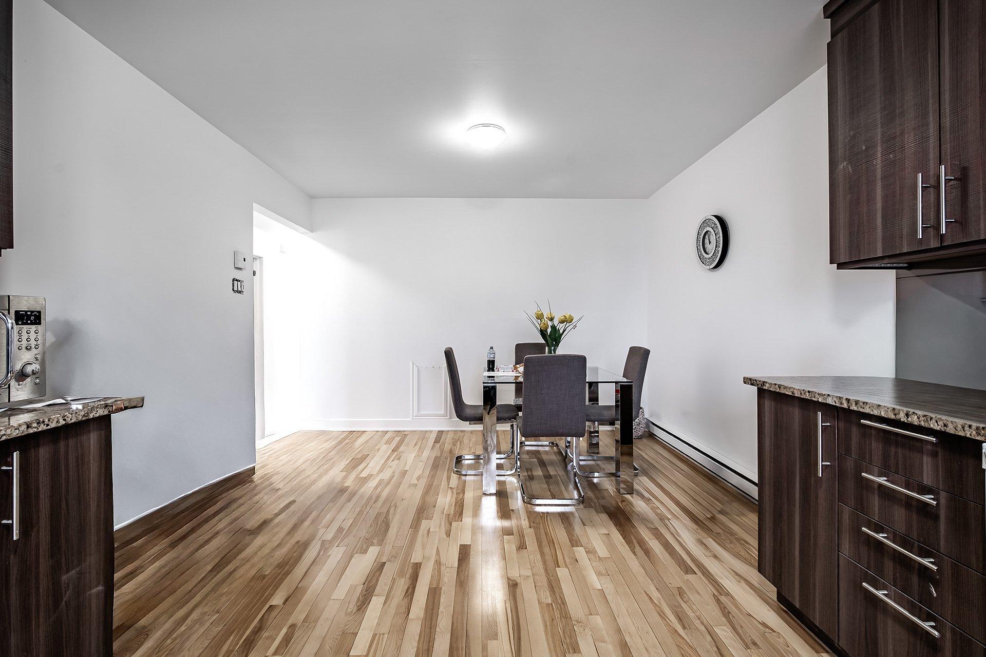 









11600


Boul. Langelier

, 7,
Montréal (Montréal-Nord),




QC
H1G3L8

