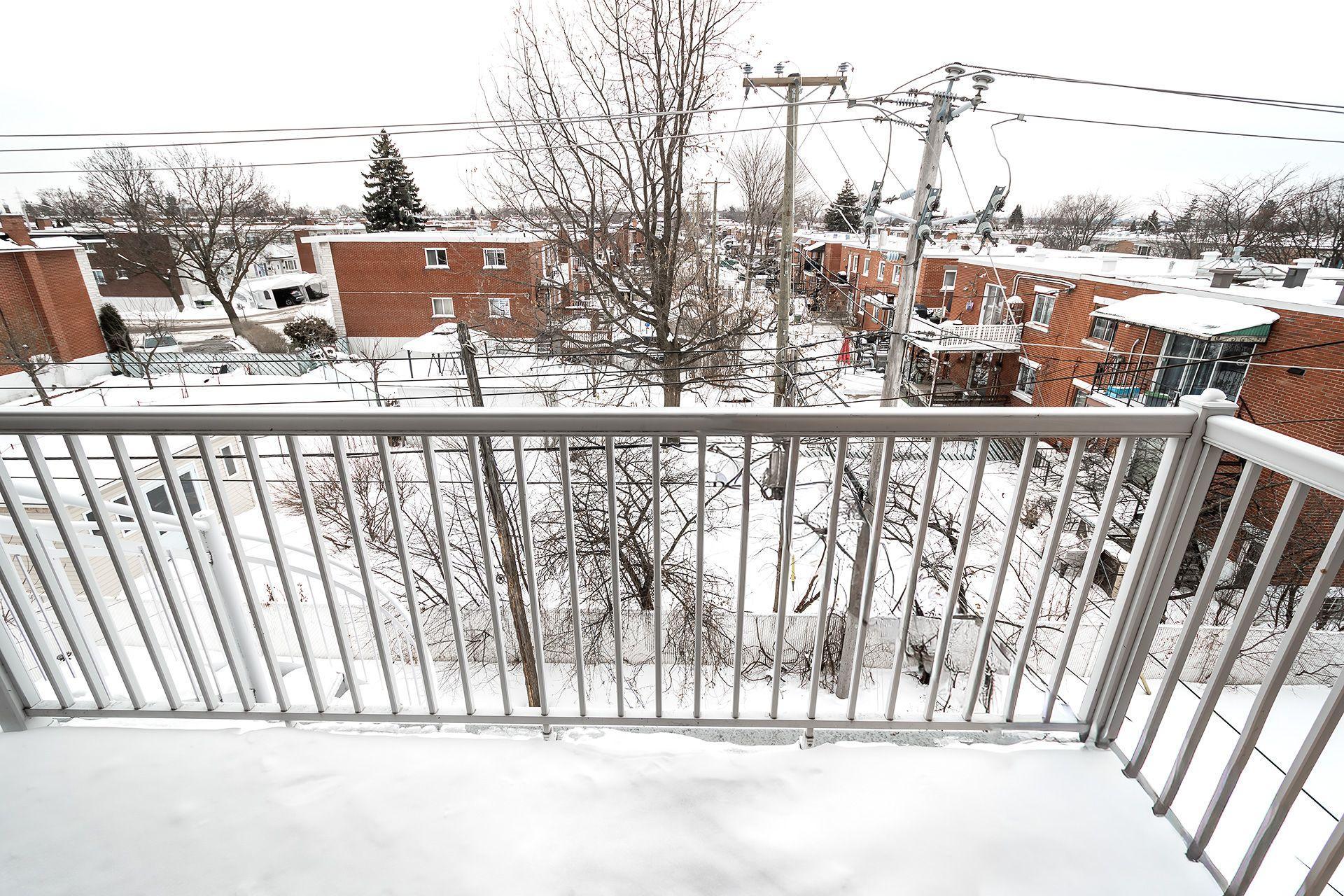 









11600


Boul. Langelier

, 7,
Montréal (Montréal-Nord),




QC
H1G3L8

