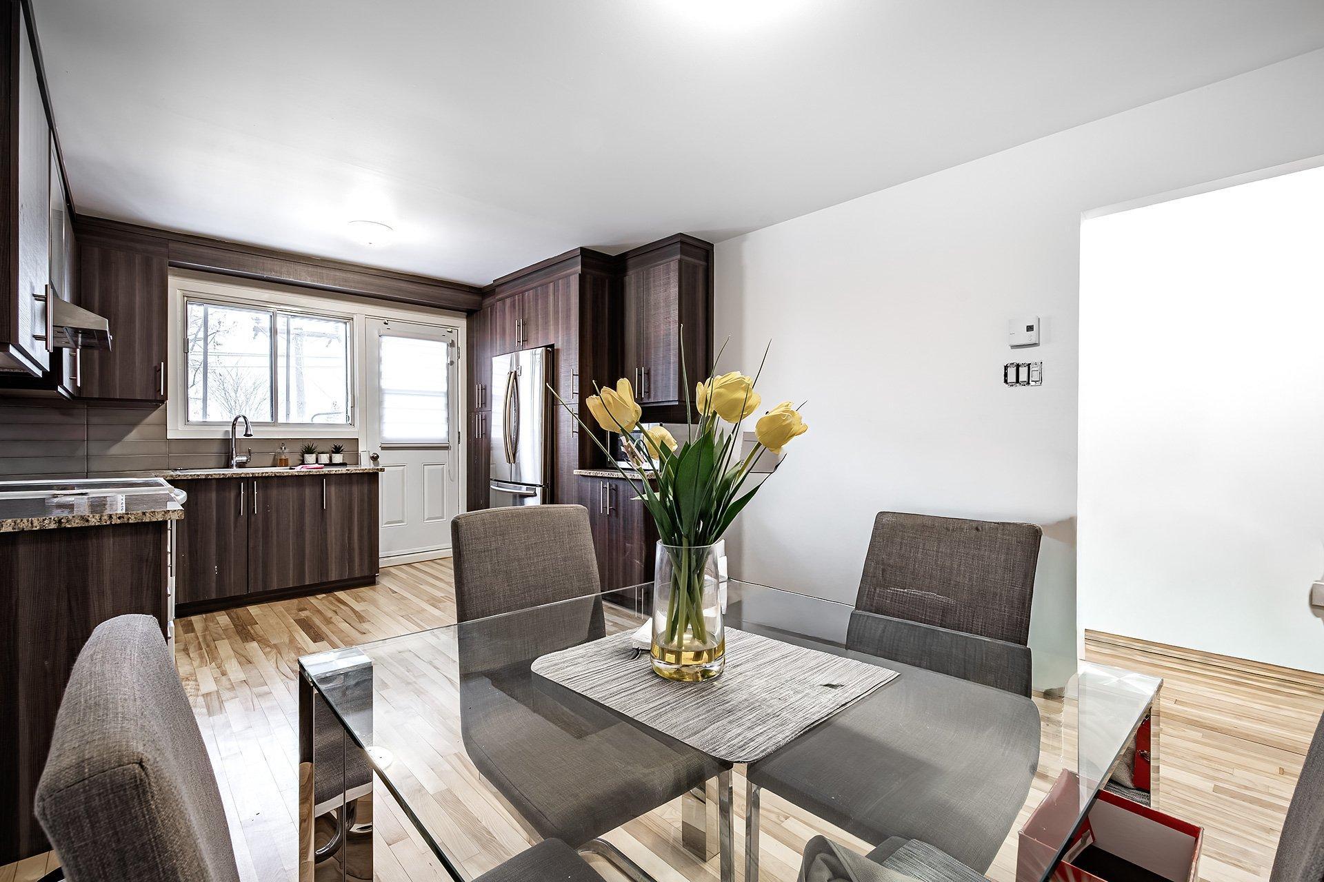 









11600


Boul. Langelier

, 7,
Montréal (Montréal-Nord),




QC
H1G3L8

