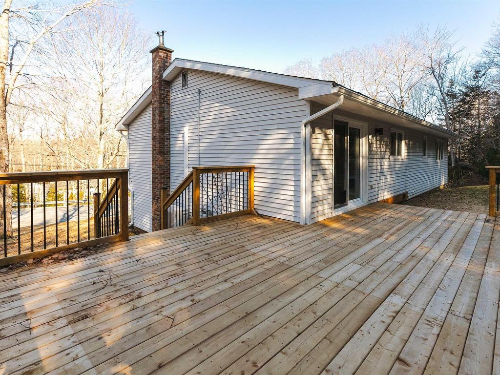 












212 Howe Avenue

,
Fall River,




NS
B2T 1H7

