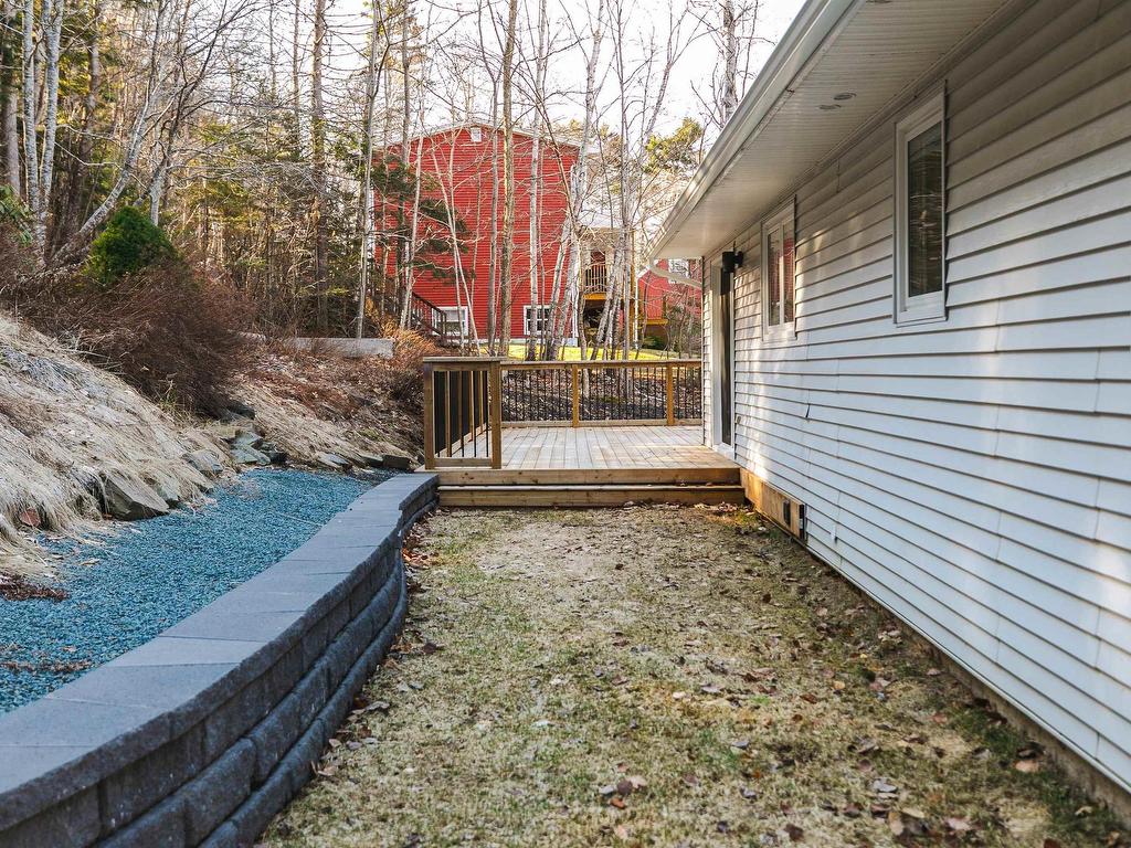 












212 Howe Avenue

,
Fall River,




NS
B2T 1H7

