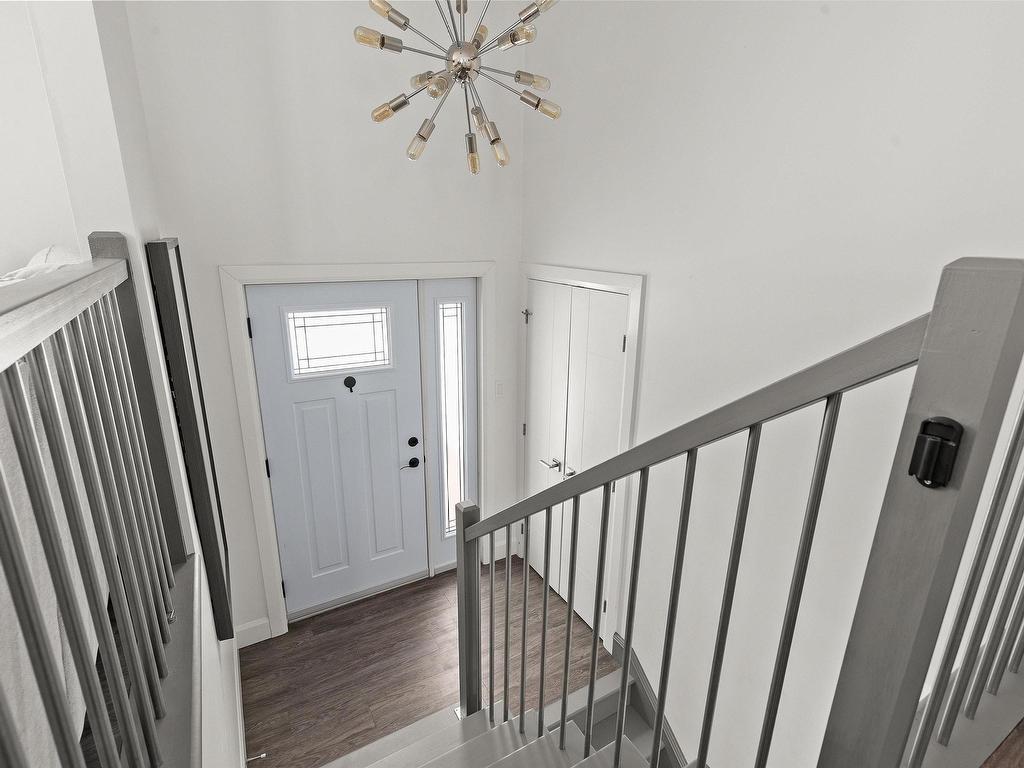 












212 Howe Avenue

,
Fall River,




NS
B2T 1H7

