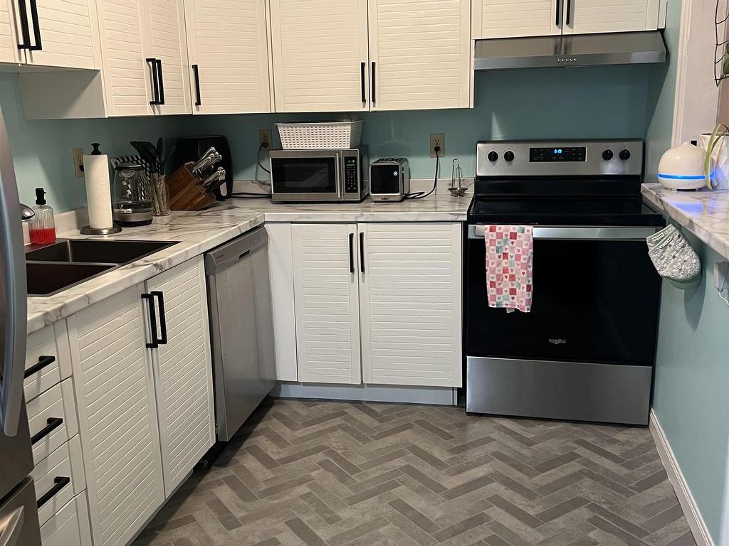 












305 51 River Lane

,
Bedford,




NS
B4A 3Y8

