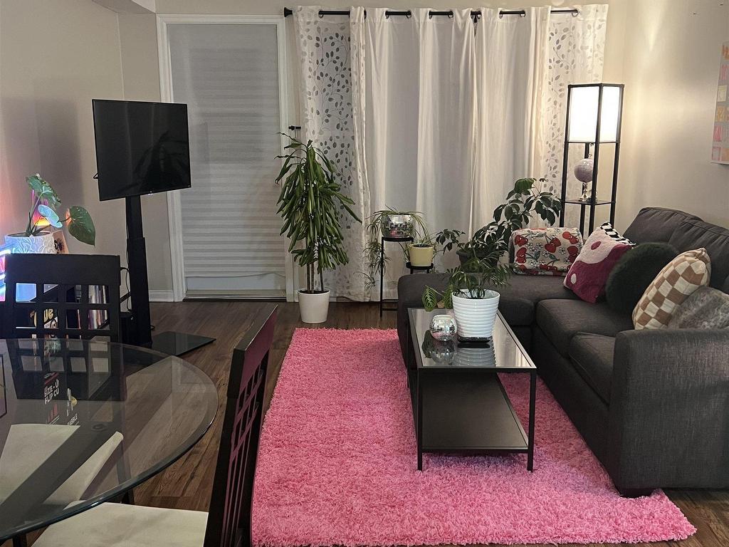 












305 51 River Lane

,
Bedford,




NS
B4A 3Y8

