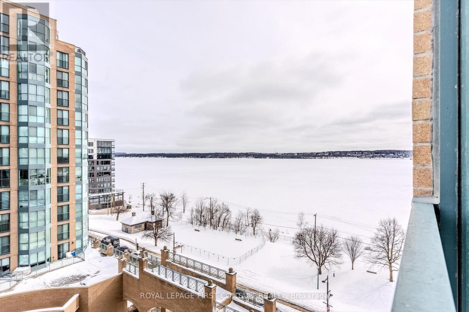 












808 - 140 DUNLOP STREET E

,
Barrie,




Ontario
L4M6H9

