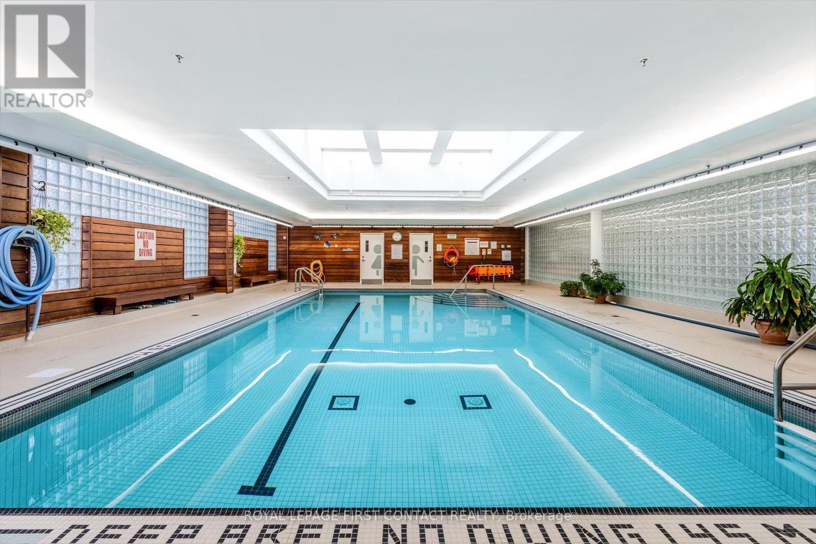 












808 - 140 DUNLOP STREET E

,
Barrie,




Ontario
L4M6H9

