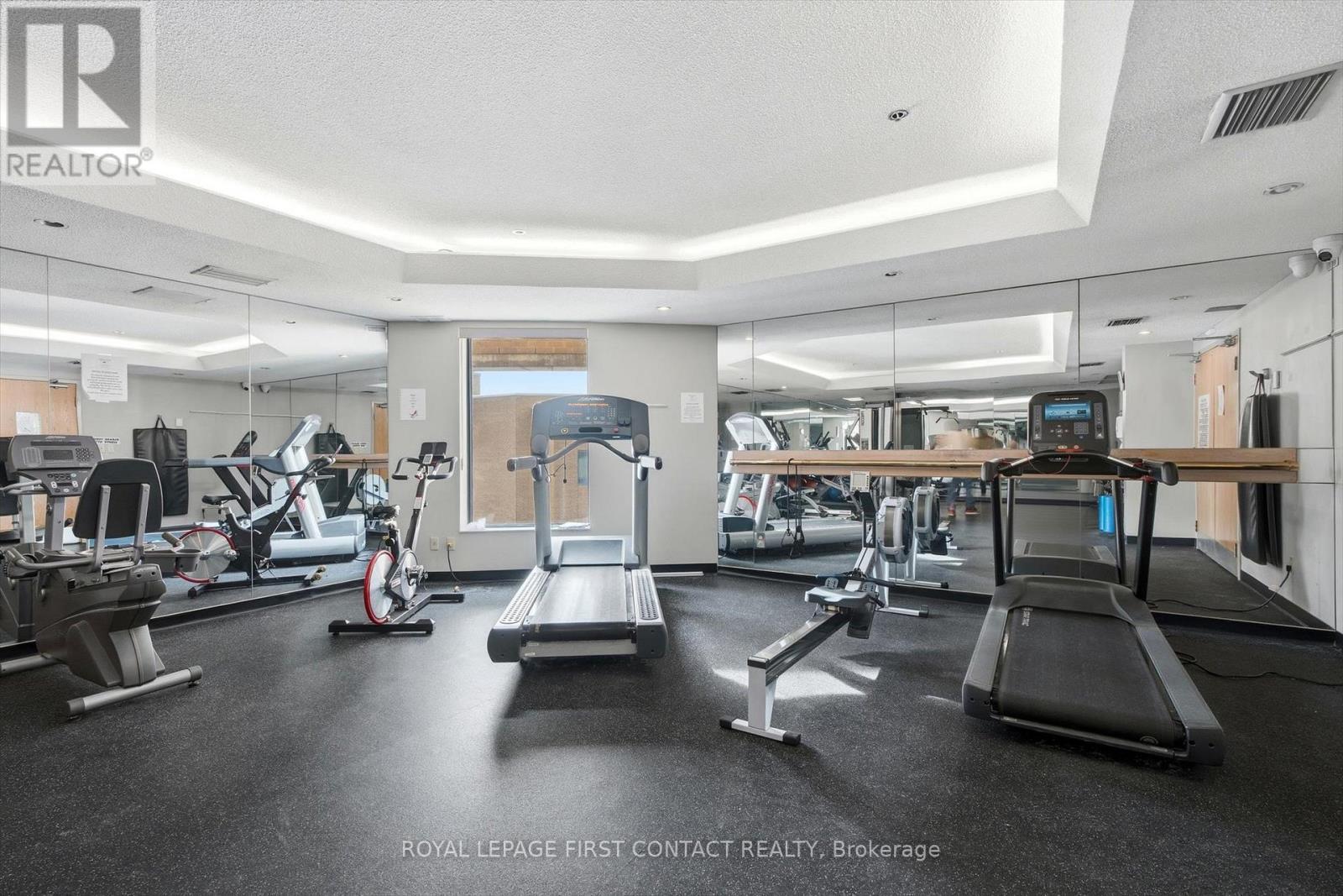 












808 - 140 DUNLOP STREET E

,
Barrie,




Ontario
L4M6H9

