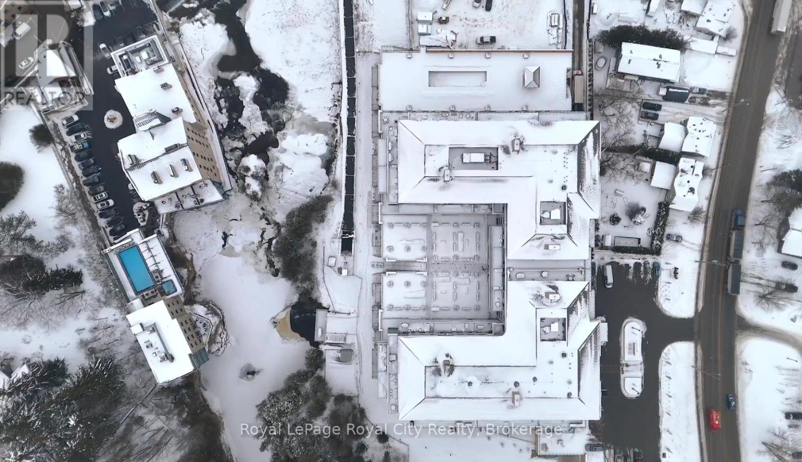 












35 - 6523 WELLINGTON 7 ROAD

,
Centre Wellington (Elora/Salem),




Ontario
N0B1S0

