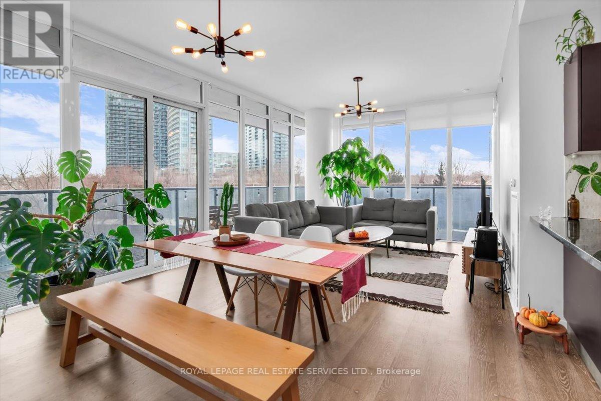 












316 - 90 PARK LAWN ROAD

,
Toronto,




Ontario
M8Y0B6

