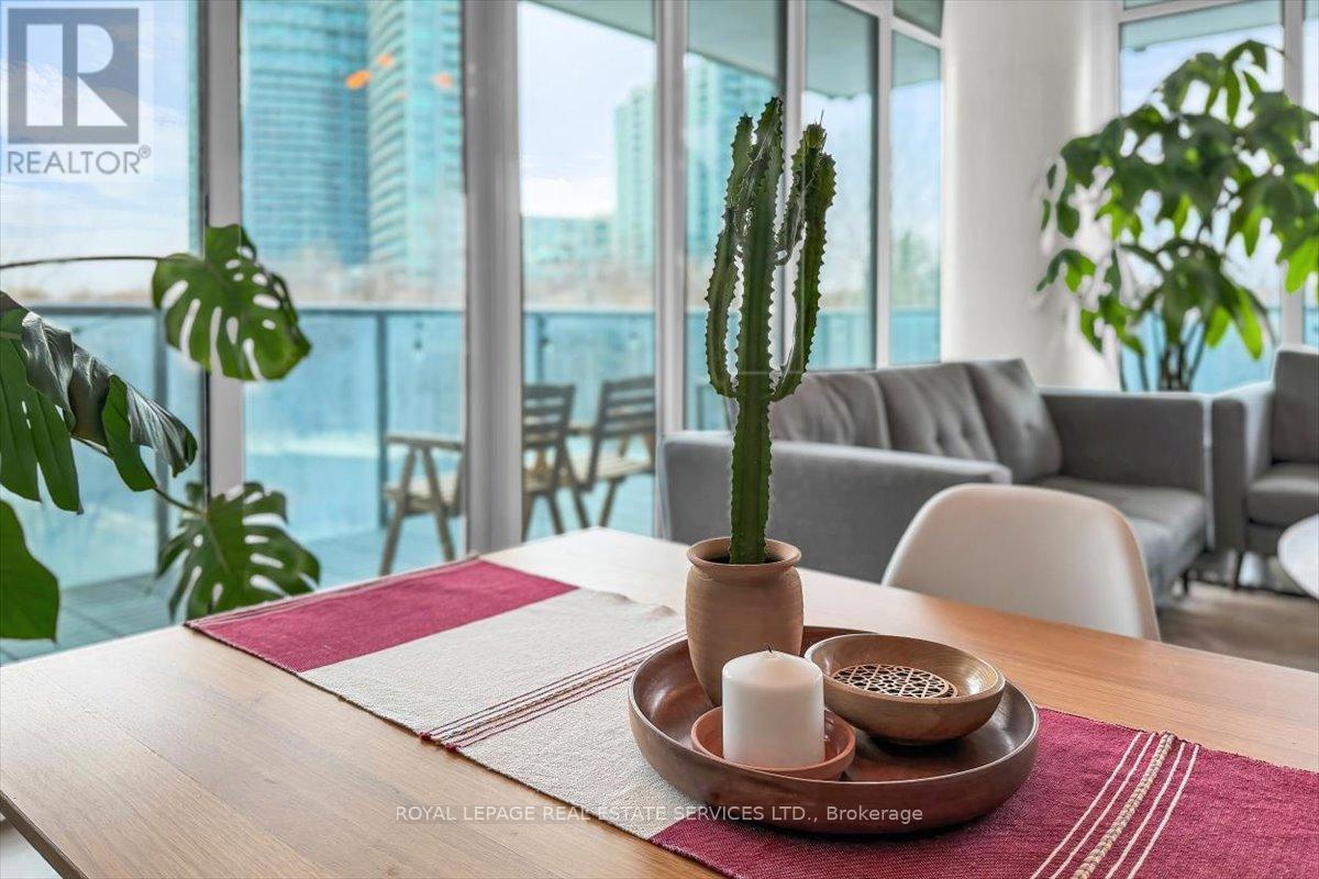 












316 - 90 PARK LAWN ROAD

,
Toronto,




Ontario
M8Y0B6

