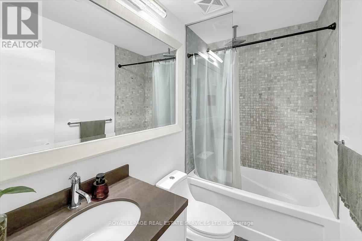 












316 - 90 PARK LAWN ROAD

,
Toronto,




Ontario
M8Y0B6

