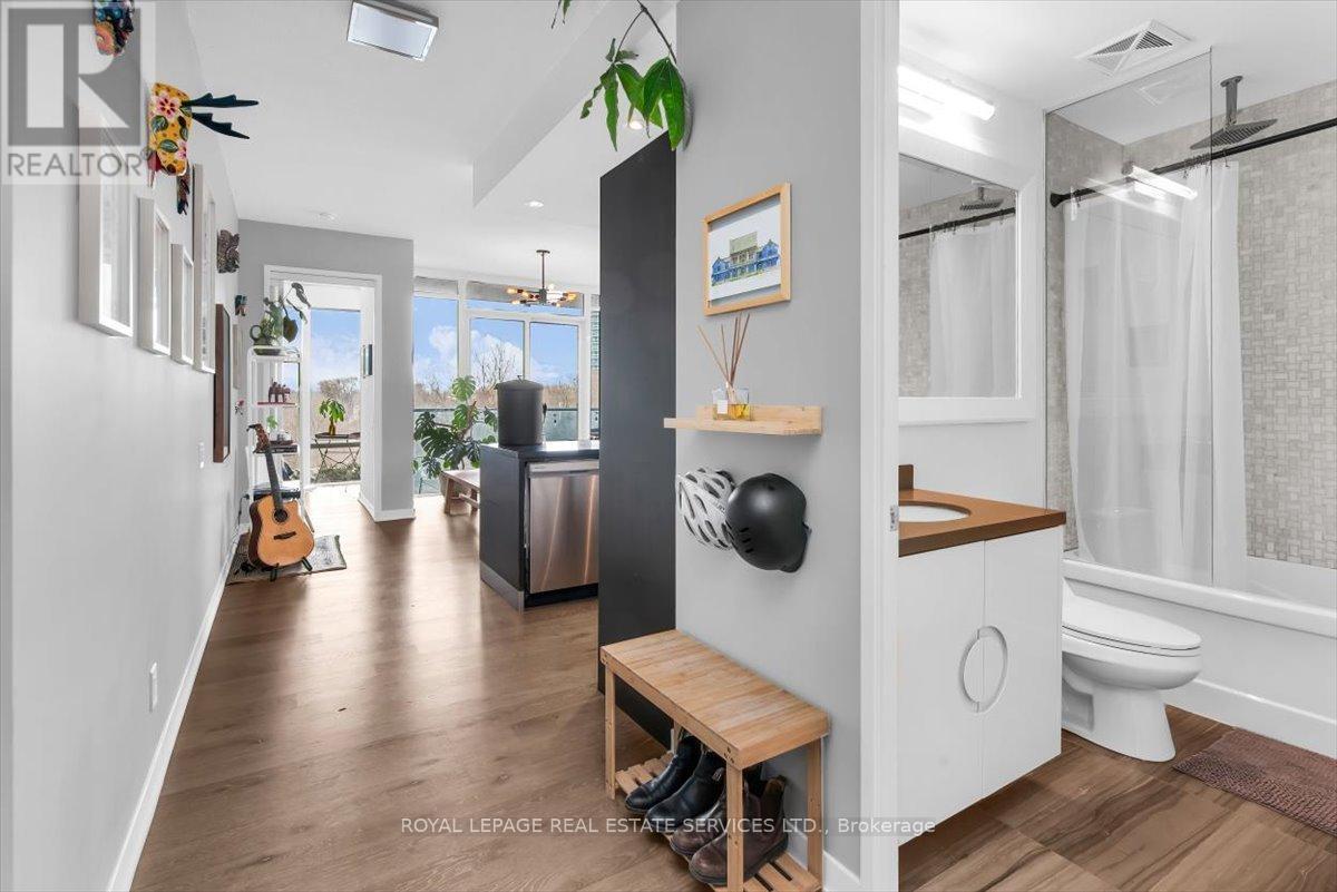 












316 - 90 PARK LAWN ROAD

,
Toronto,




Ontario
M8Y0B6

