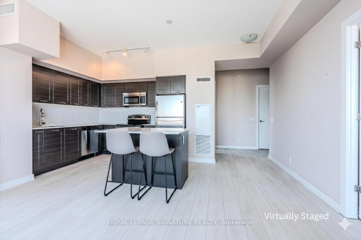 









2220


Lake shore

Boulevard West, 4407,
Toronto,




ON
M8V 0C1

