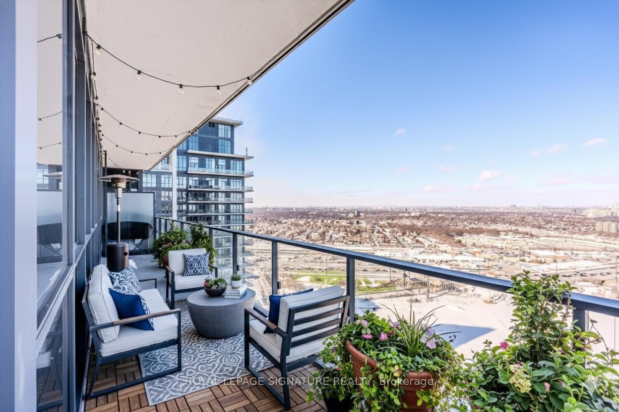 









2220


Lake shore

Boulevard West, 4407,
Toronto,




ON
M8V 0C1

