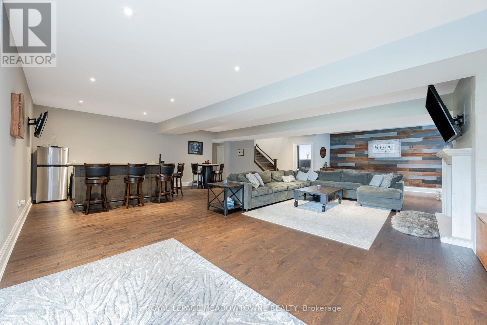 












6752 CONCESSION 2

,
Puslinch,




Ontario
N3C2V4

