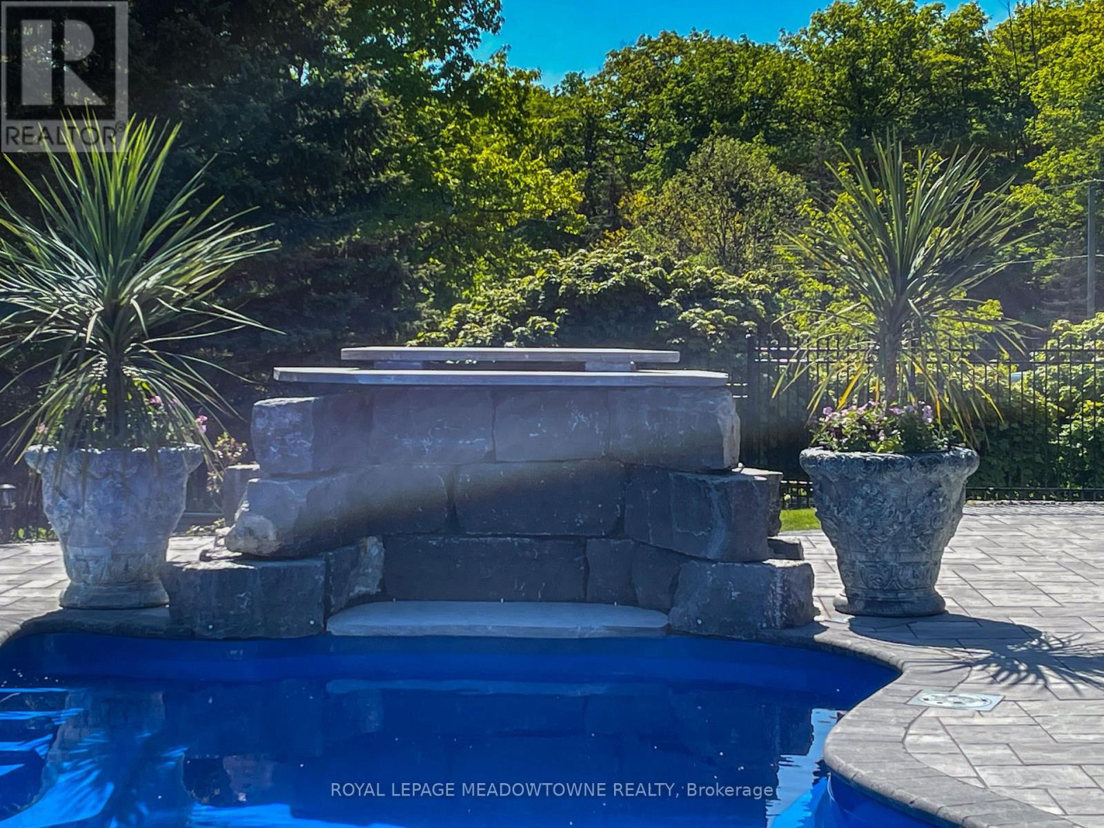 












6752 CONCESSION 2

,
Puslinch,




Ontario
N3C2V4

