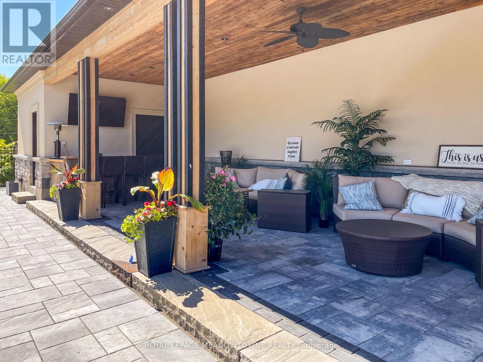 












6752 CONCESSION 2

,
Puslinch,




Ontario
N3C2V4

