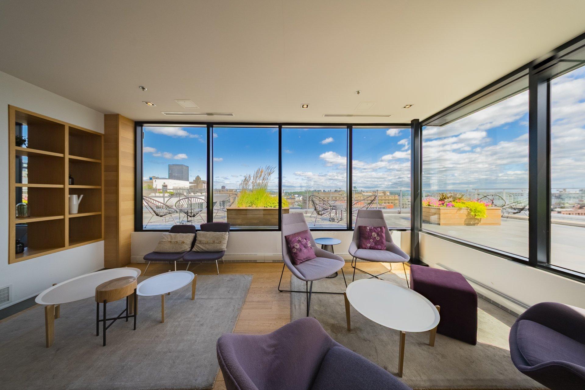 









738


Rue St-Paul O.

, 912,
Montréal (Ville-Marie),




QC
H3C0N5

