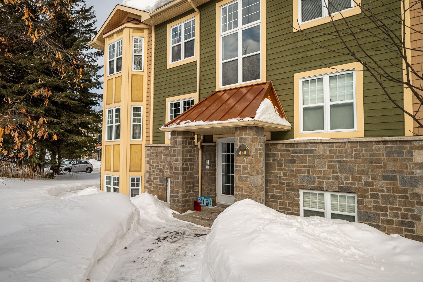 









420


Ch. des Cormiers

, 6,
Piedmont,




QC
J0R1K0

