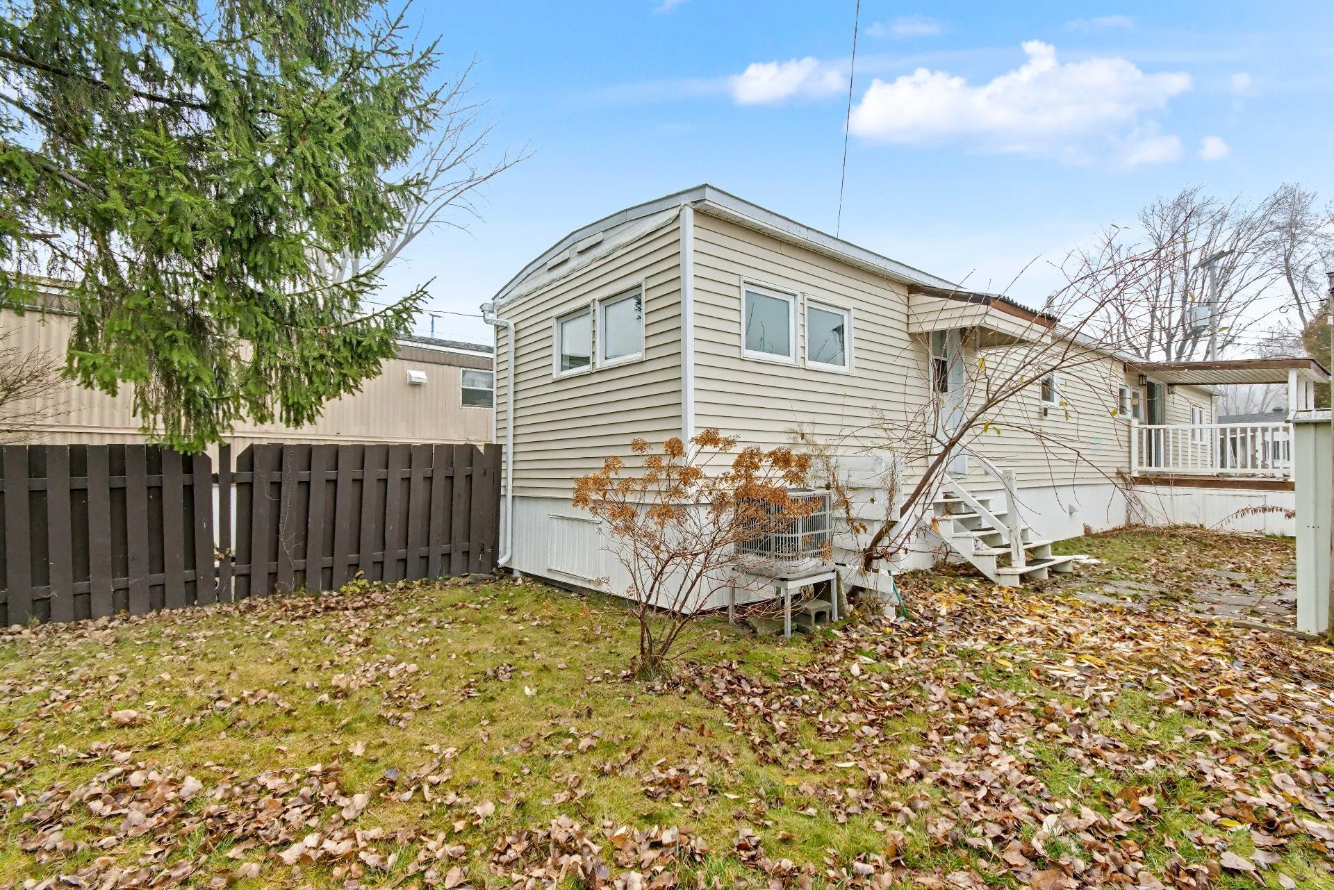 









3950


Boul. Sir-Wilfrid-Laurier

, 144,
Longueuil (Saint-Hubert),




QC
J3Y5Y9

